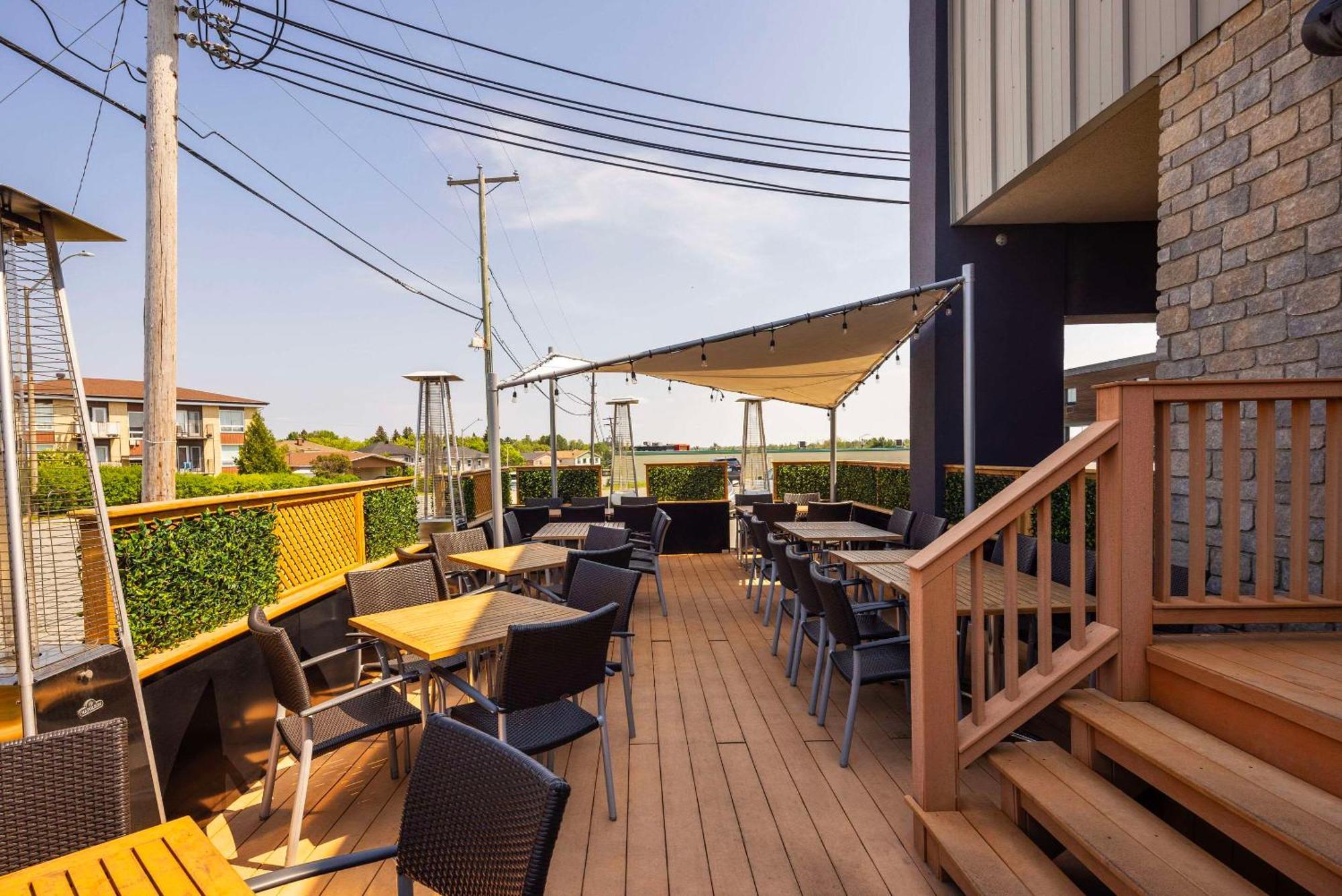 Quality Inn Rouyn-Noranda Exterior photo