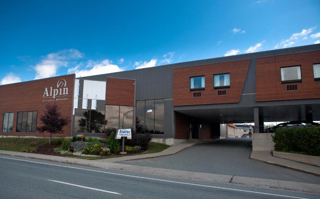 Quality Inn Rouyn-Noranda Exterior photo